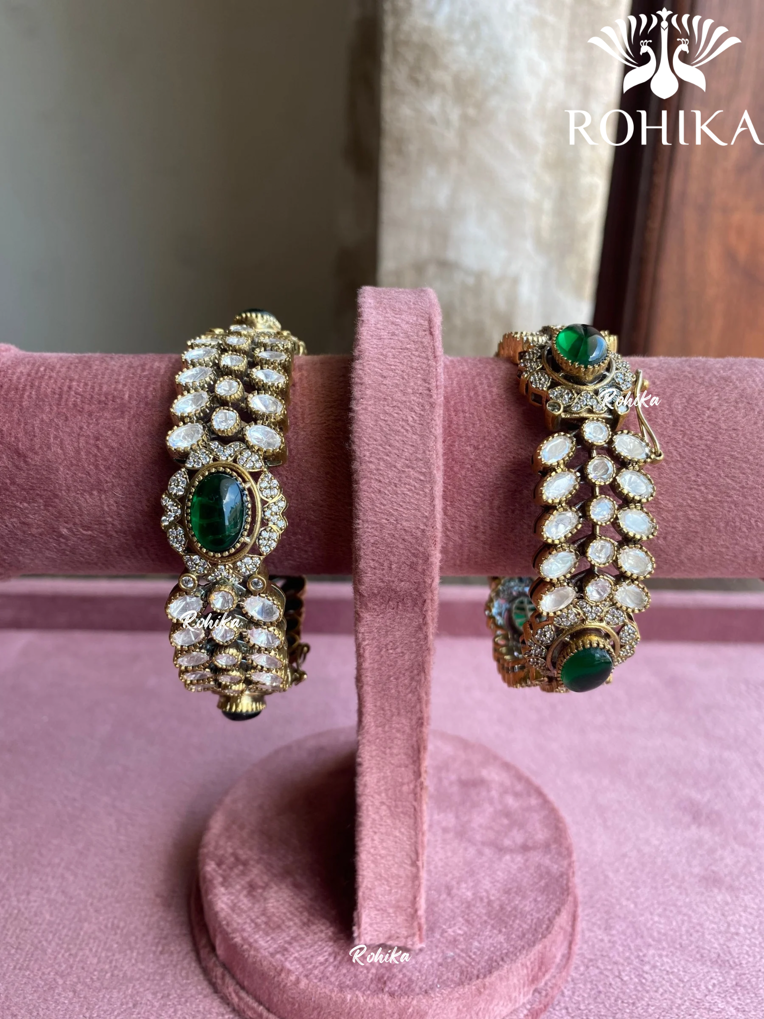 Udita moisinite kundan kada/bangles - Green