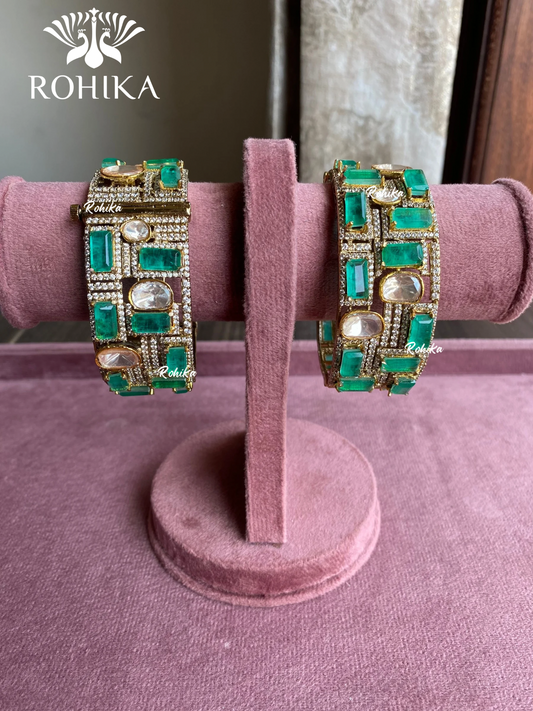 Kanusha doublet moisanite bangle - Mint green