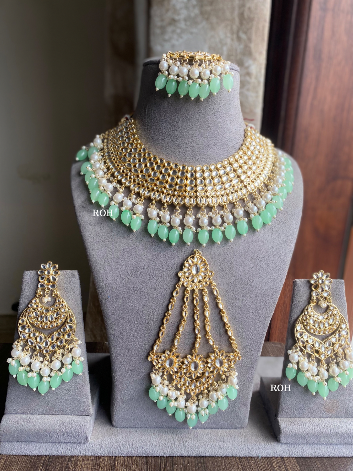 Kali dabi Kundan semi-bridal necklace set - Mint Green