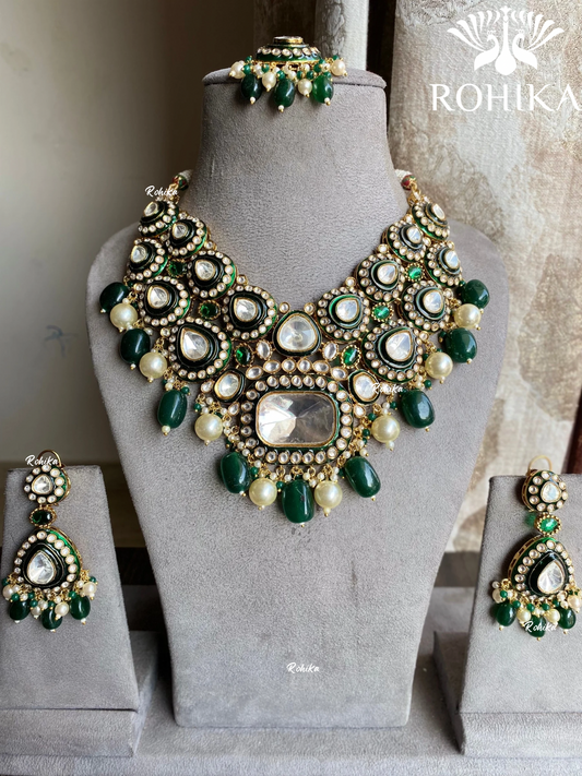 Gunjan bikaneri kundan bridal necklace set - Dark Green