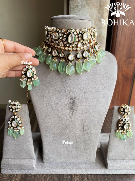 Urvashi bikaneri polki kundan choker set - Mint green