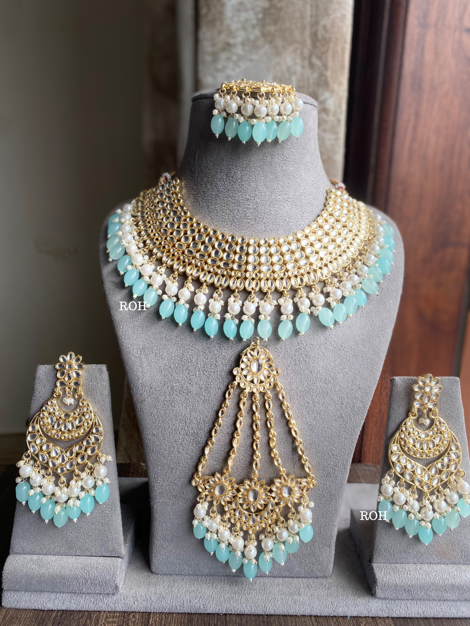 Kali dabi Kundan semi-bridal necklace set - Sky blue