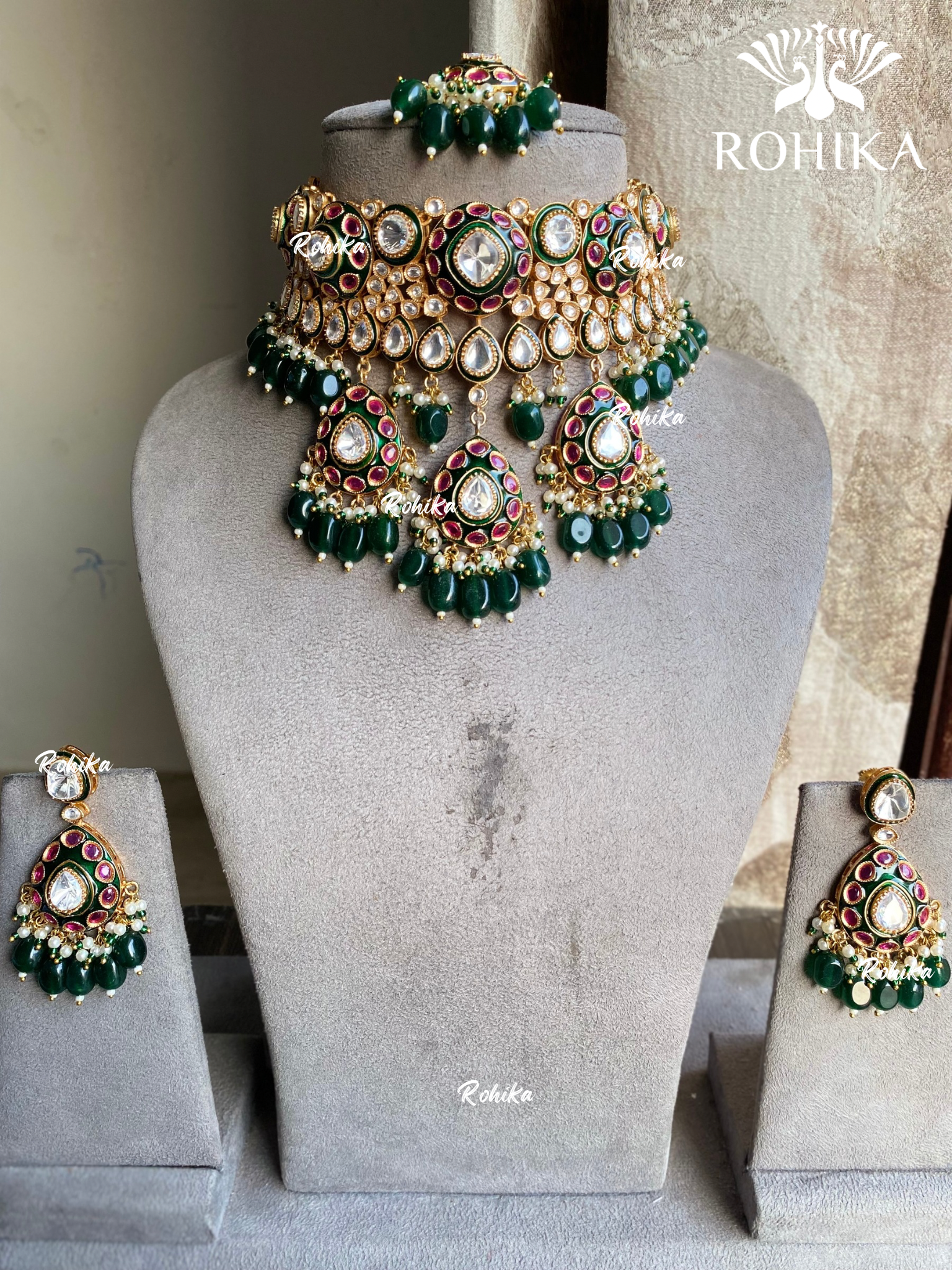 Dharini bikaneri kundan choker set - Dark green