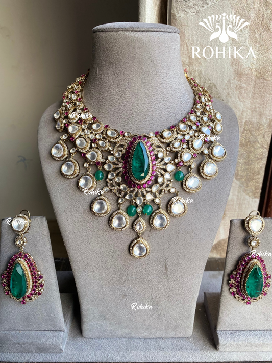 Vaasu moisanite necklace set -  Dark Green