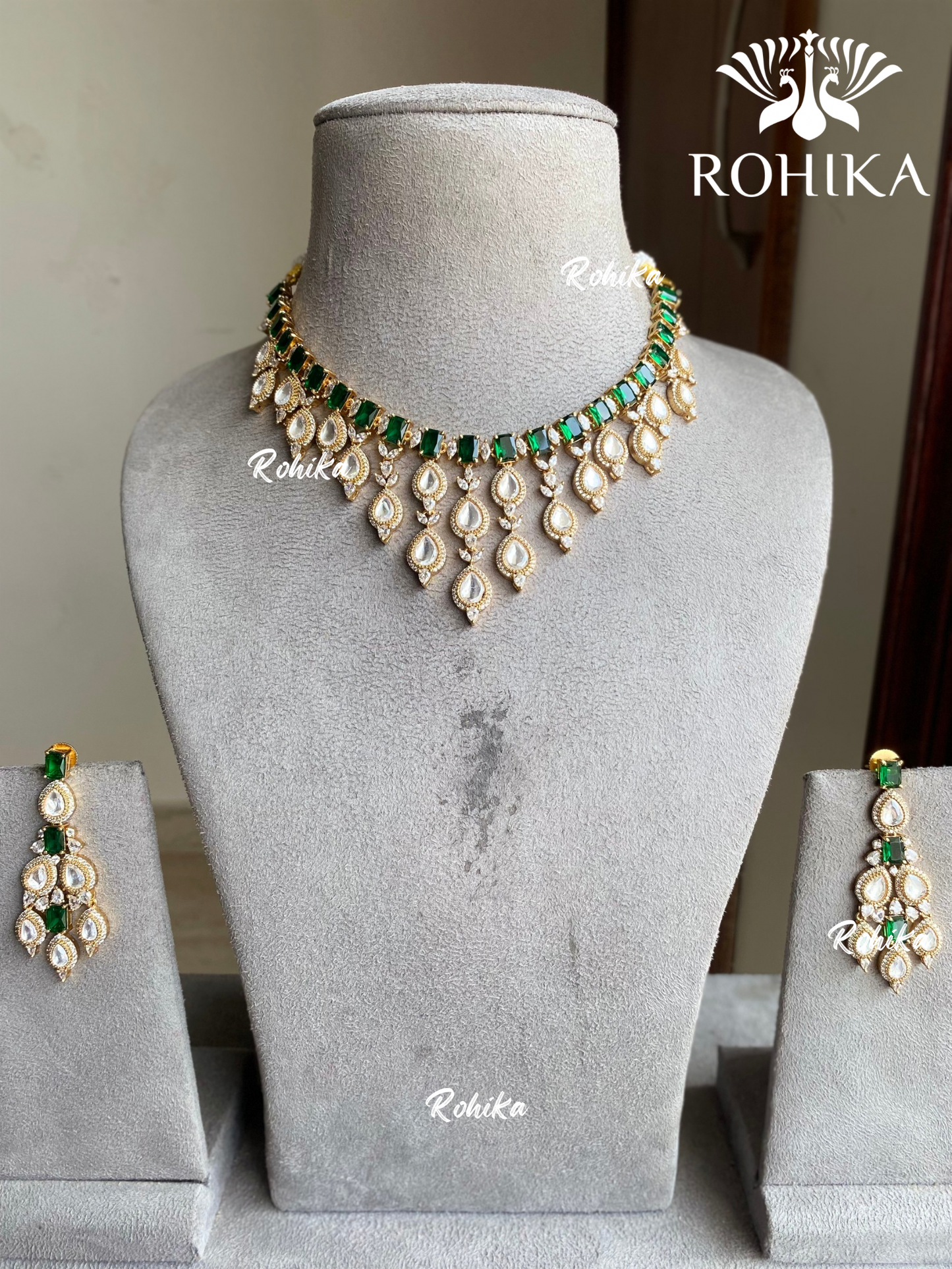 Aashi polki kundan necklace set - Dark green