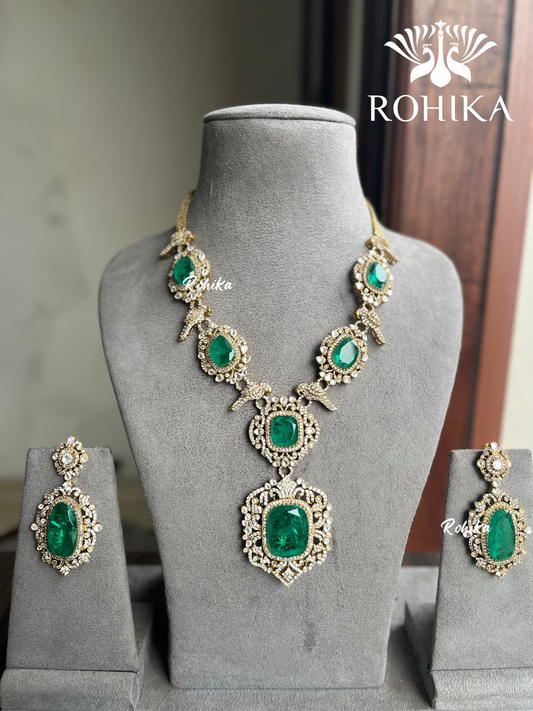 Aashka doublet stone necklace set - Dark Green