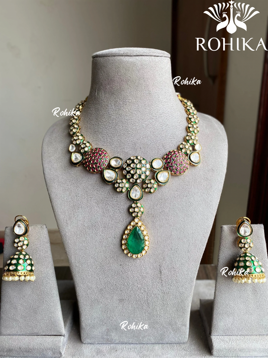 Ushani kundan necklace set - Dark Green