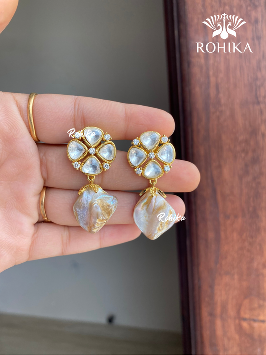 Saloni polki kundan earrings - White