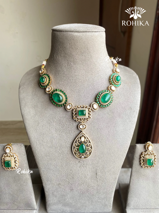 Prisha polki kundan choker set - Dark green