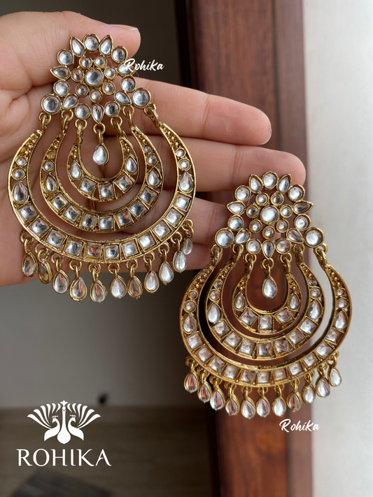 Meenu kundan earrings - Antique gold