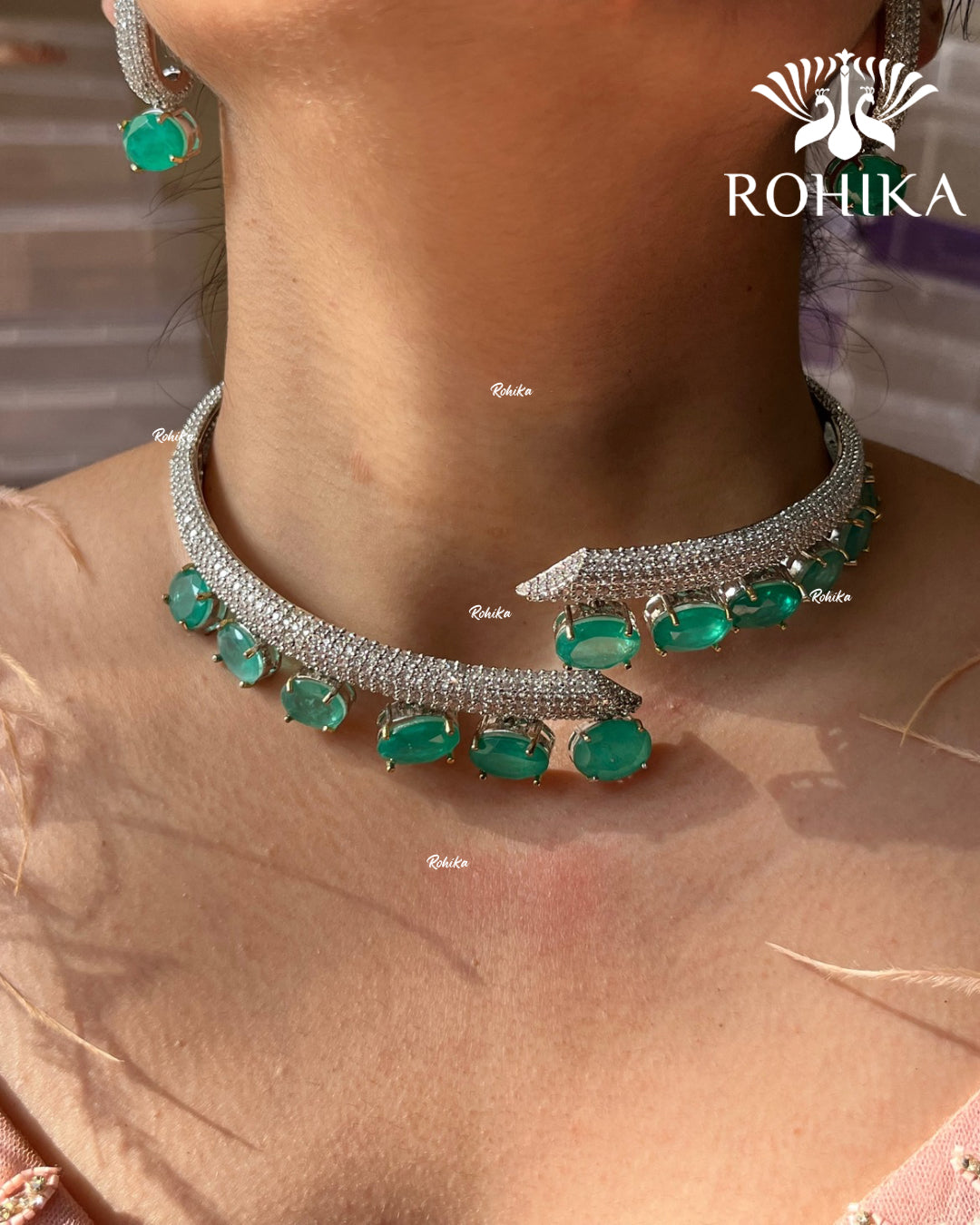 Evelyn American Diamond Hasli Necklace Set - Mint Green