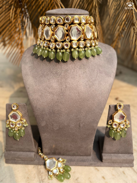 Pooja Banerjee kundan Choker set-Light Green