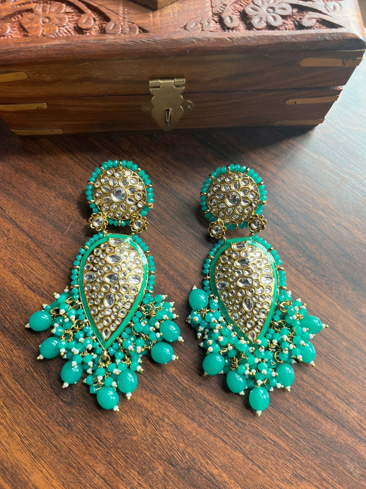 Green And Cream Gold-Plated Kundan And Pearls Jewellery SetDefault Title |  Pearl jewelry sets, Drop earrings, Cream and gold