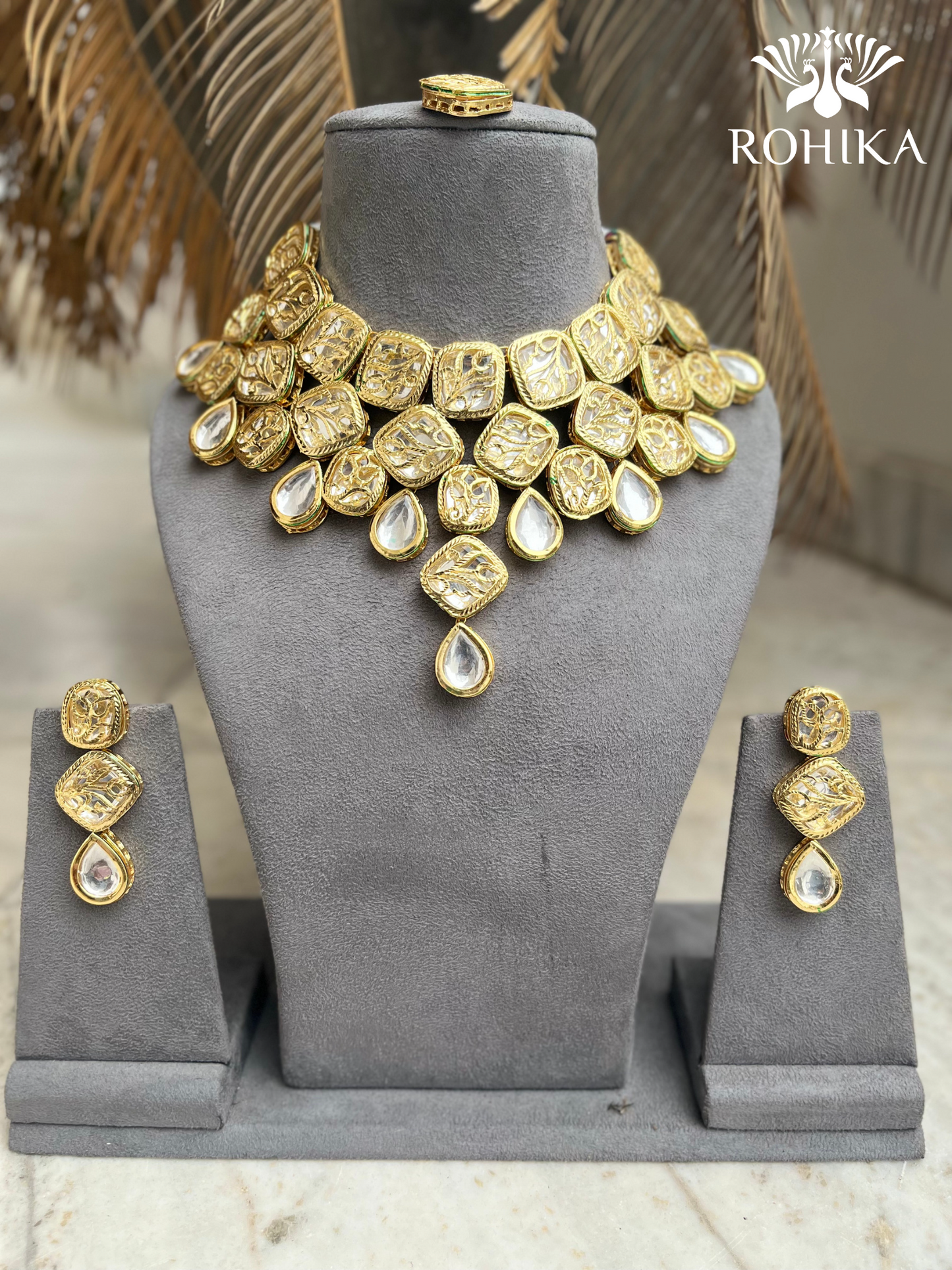 Ruhani necklace set -Golden